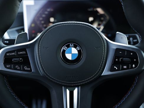 New 2026 BMW X5 M60i w/ Climate Comfort Package image 33