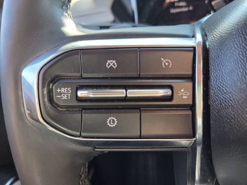 Used 2024 GMC Acadia Elevation FWD image 26
