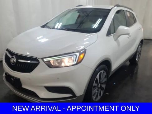 Used 2021 Buick Encore Preferred w/ Safety Package II FWD image 1