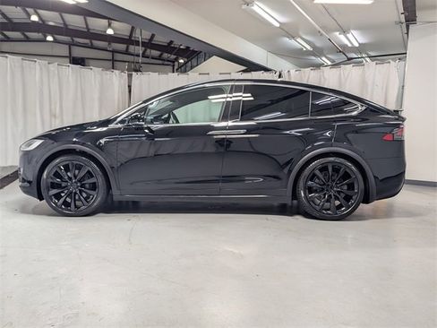 Used 2019 Tesla Model X 100D image 20