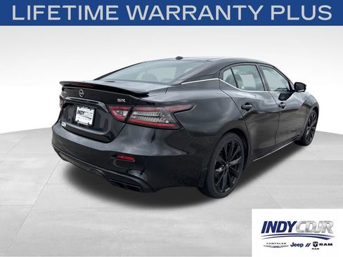 Used 2023 Nissan Maxima SR w/ Sport Mat Group FWD image 4