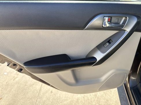 Used 2013 Kia Forte EX FWD image 12