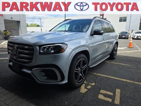 Used 2026 Mercedes-Benz GLS 450 4MATIC image 1
