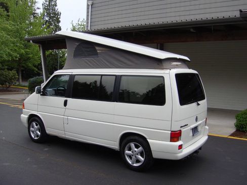 Used 2001 Volkswagen Eurovan FWD image 2