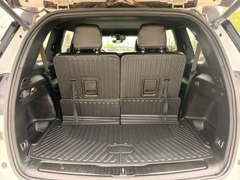 Used 2021 Jeep Grand Cherokee L Laredo image 30