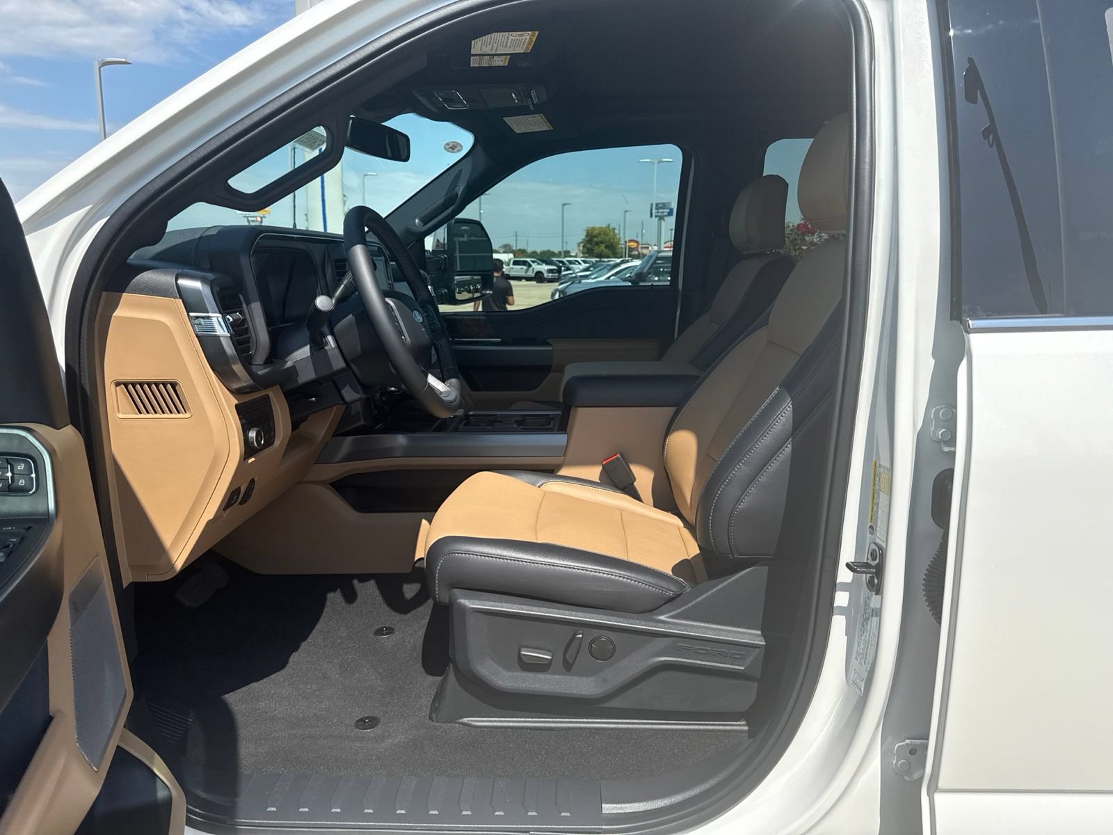 New 2026 Ford F350 Lariat w/ Lariat Ultimate Package AWD/4WD image 17