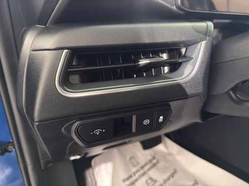 Used 2025 Kia K4 EX image 18