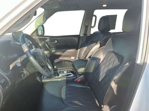 Used 2024 Nissan Armada Platinum w/ Captain's Chairs Package image 10