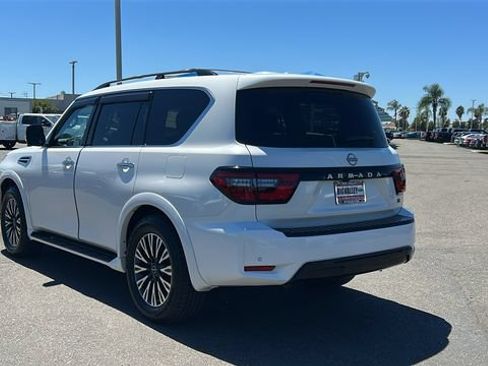 Used 2023 Nissan Armada SL w/ Midnight Edition Package AWD/4WD image 5