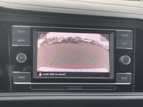 Used 2023 Volkswagen Jetta Sport image 26