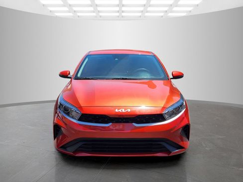 Used 2023 Kia Forte LXS w/ LXS Technology Package FWD image 2