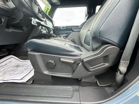 Used 2023 Ford Bronco Outer Banks image 18