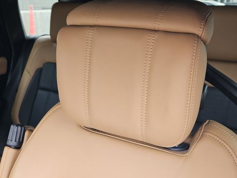 Used 2019 Land Rover Range Rover Sport HSE Dynamic image 17