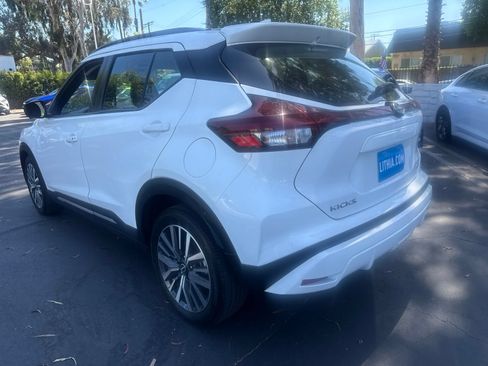 Used 2024 Nissan Kicks SR FWD image 4