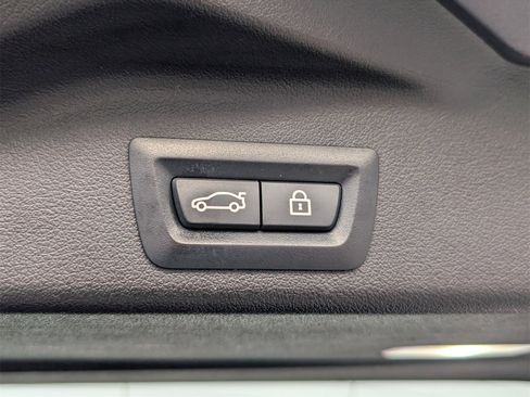 Used 2020 BMW X5 xDrive40i w/ Premium Package image 34