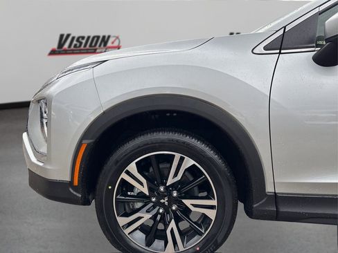 New 2024 Mitsubishi Eclipse Cross SE image 11