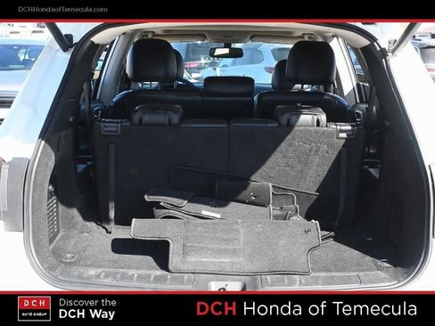 Used 2020 Nissan Pathfinder Platinum image 21