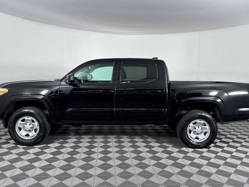 Used 2023 Toyota Tacoma SR image 8