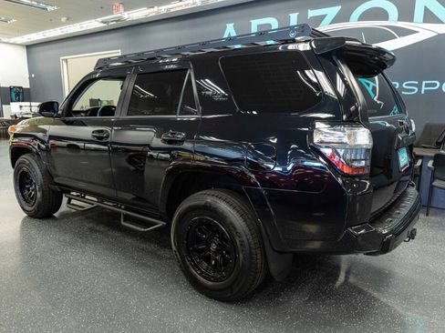 Used 2021 Toyota 4Runner TRD Off-Road Premium w/ Moonroof Package AWD/4WD image 8