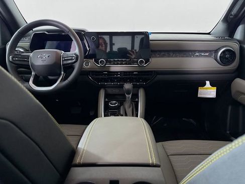 New 2025 Chevrolet Colorado ZR2 w/ Technology Package image 26