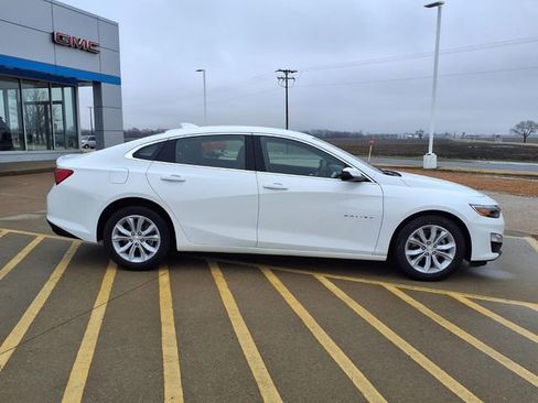 Used 2025 Chevrolet Malibu LT image 28