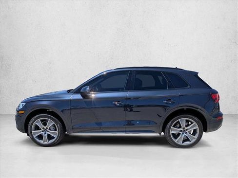 Used 2020 Audi Q5 Prestige w/ Prestige Package AWD/4WD image 9