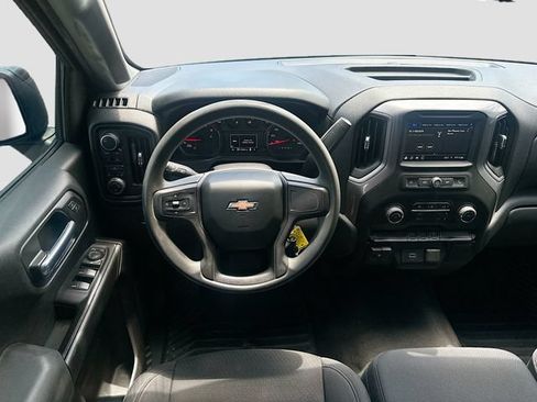 Used 2019 Chevrolet Silverado 1500 Custom w/ Custom Value Package AWD/4WD image 22