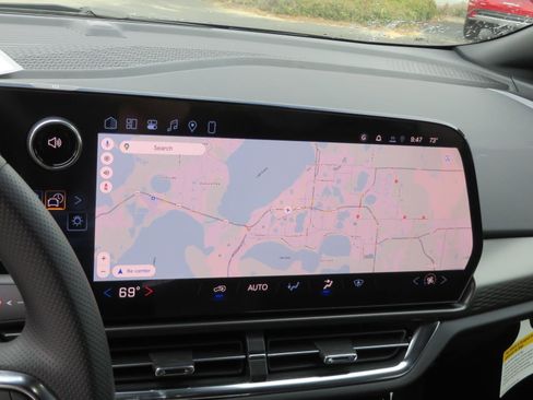 New 2026 Chevrolet Equinox EV LT image 23