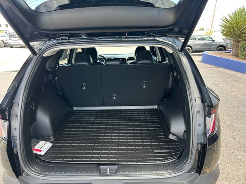 Certified 2023 Hyundai Tucson Limited AWD/4WD image 29