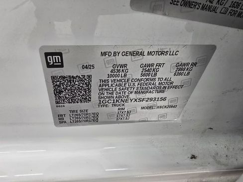 Used 2025 Chevrolet Silverado 2500 LT w/ Convenience Package image 19