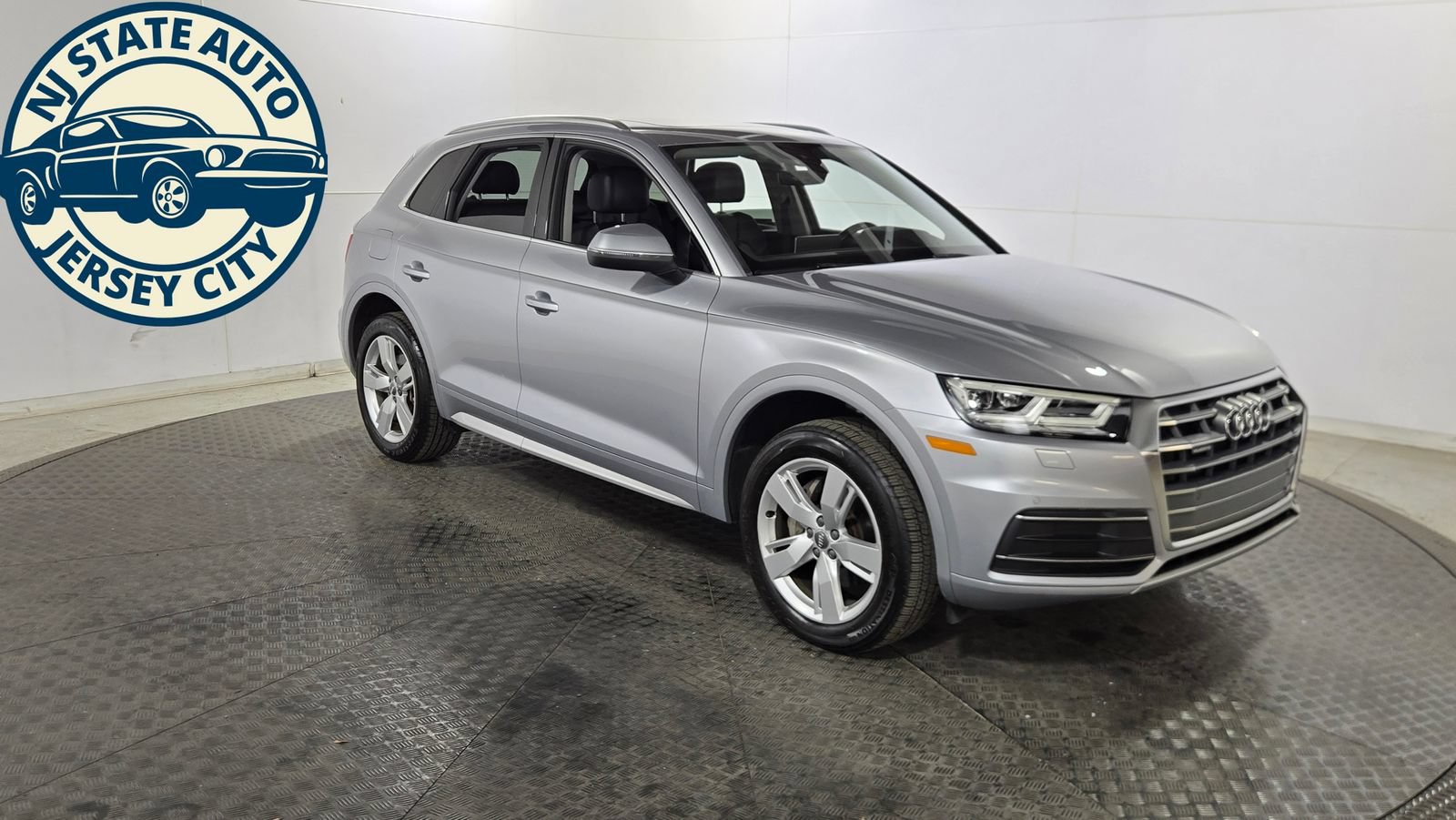 Used 2018 Audi Q5 2.0T Premium Plus w/ Premium Plus Package AWD/4WD image 1