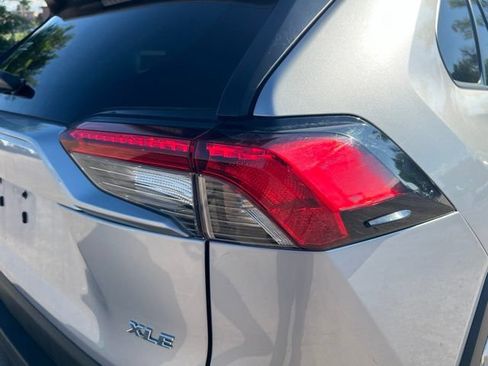 Used 2024 Toyota RAV4 XLE FWD image 11