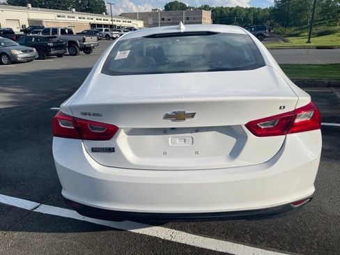 Used 2023 Chevrolet Malibu LT FWD image 4