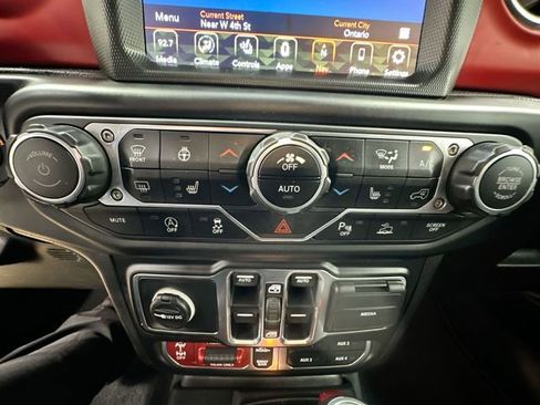 Used 2020 Jeep Gladiator Rubicon AWD/4WD image 17