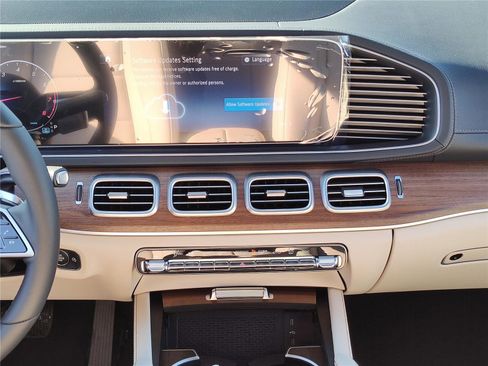 New 2026 Mercedes-Benz GLE 350 4MATIC image 8