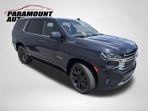 Used 2023 Chevrolet Tahoe High Country AWD/4WD image 3