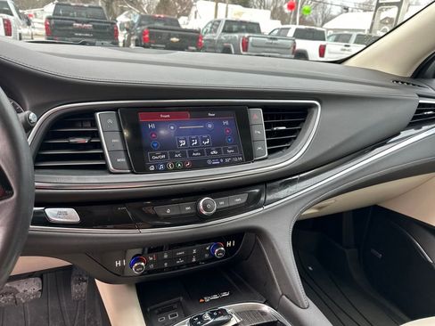 Used 2023 Buick Enclave Avenir w/ Avenir Technology Package image 16