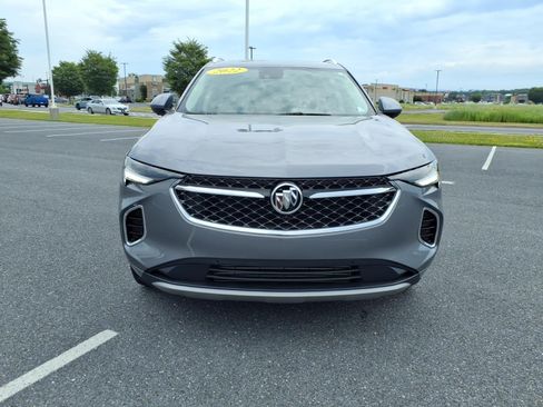 Certified 2022 Buick Envision Avenir w/ Technology Package II AWD/4WD image 2
