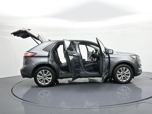 Used 2024 Ford Edge Titanium AWD/4WD image 31