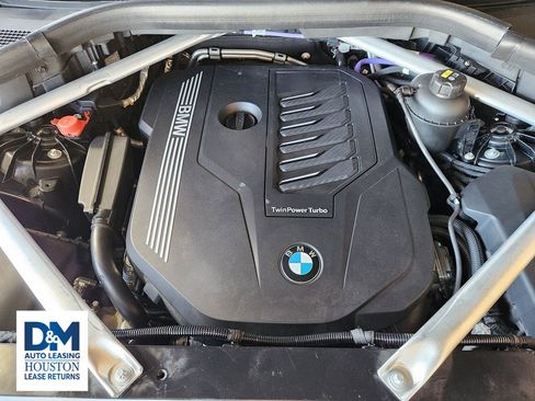Used 2022 BMW X5 sDrive40i w/ M Sport Package image 42
