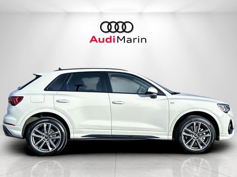 Used 2025 Audi Q3 2.0T Premium w/ Convenience Package image 6