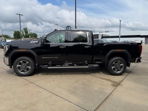 New 2026 GMC Sierra 2500 SLT w/ SLT Premium Package AWD/4WD image 8