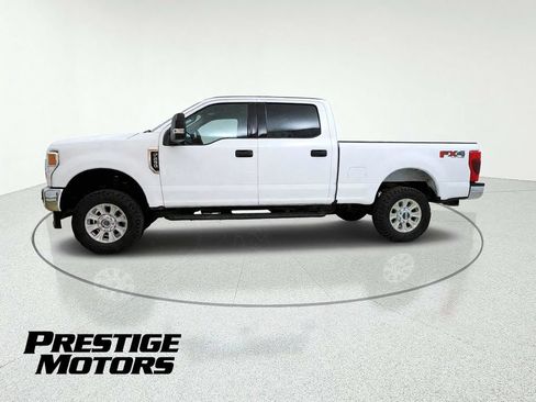 Used 2022 Ford F250 XLT w/ XLT Value Package AWD/4WD image 4