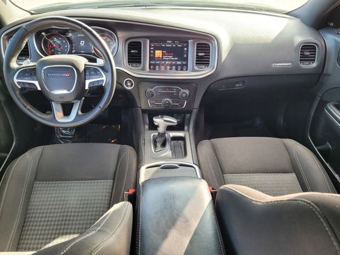 Used 2017 Dodge Charger R/T w/ Navigation & Travel Group image 10