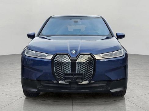 Used 2023 BMW iX xDrive50 w/ Ultimate Package 2 image 5