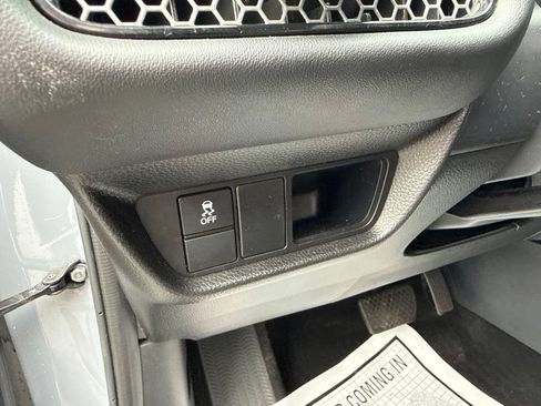 Used 2024 Honda HR-V Sport image 21