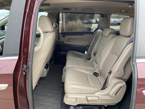 Used 2021 Honda Odyssey EX-L image 48