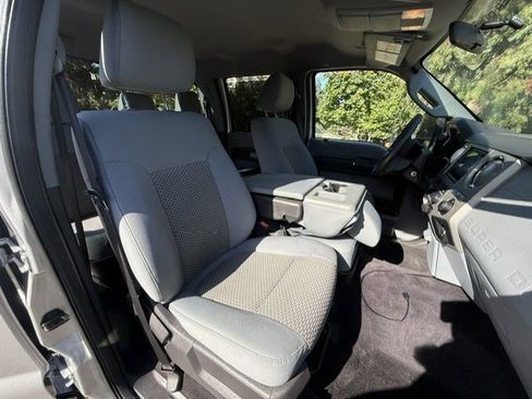 Used 2011 Ford F250 XLT w/ XLT Interior Pkg AWD/4WD image 31