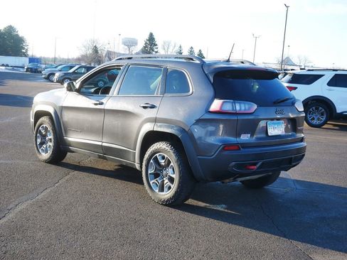 Used 2019 Jeep Cherokee Trailhawk image 7