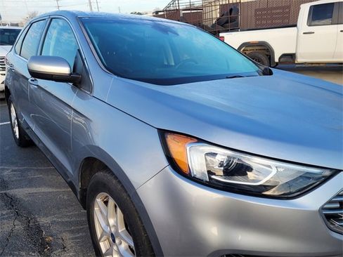 Used 2021 Ford Edge SEL image 9